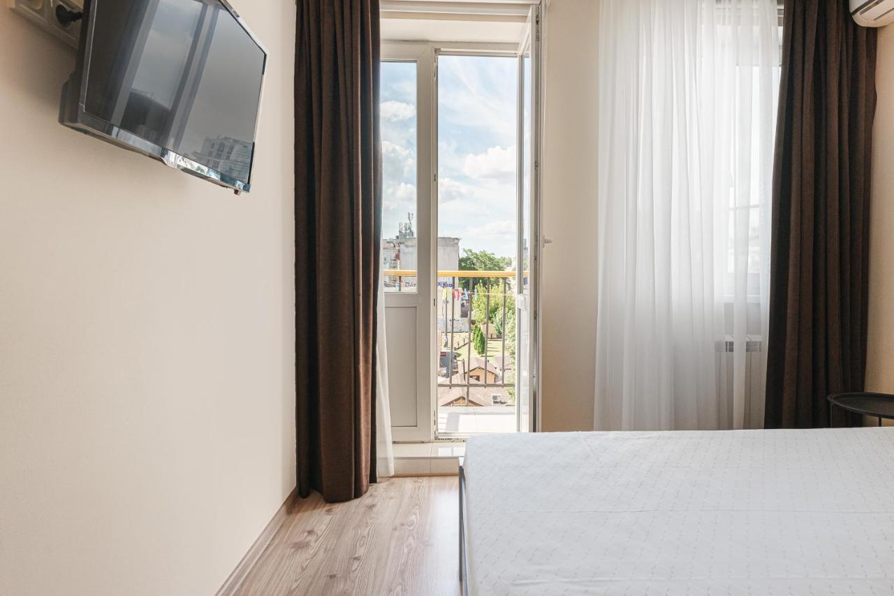 20 Deribasivska 2 Bedrooms Apartment Odessa Dış mekan fotoğraf