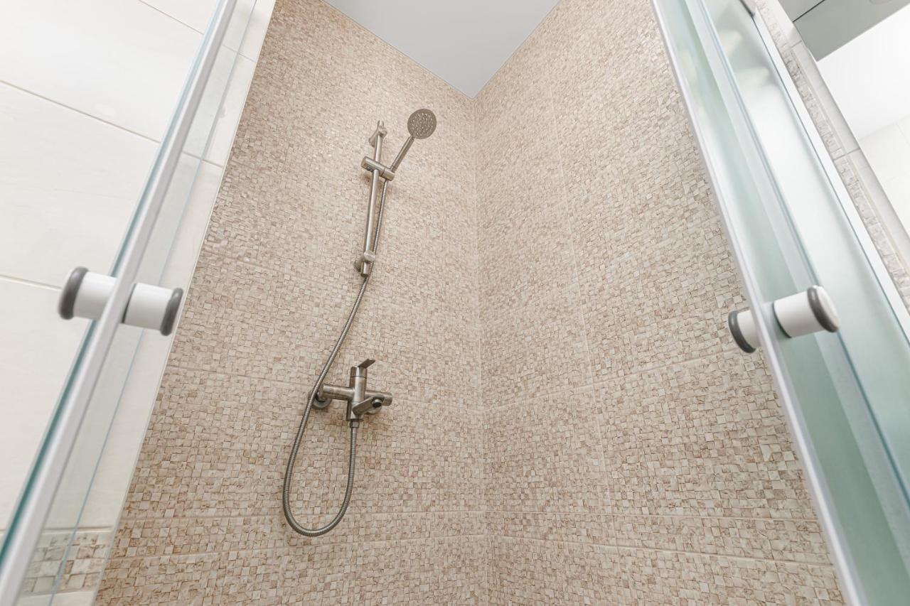 20 Deribasivska 2 Bedrooms Apartment Odessa Dış mekan fotoğraf